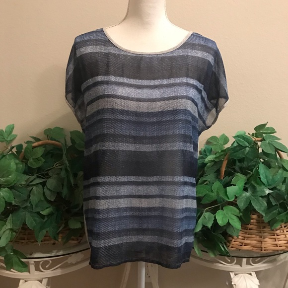 Two by Vince Camuto semi-sheer Casual Blouse - Picture 1 of 6